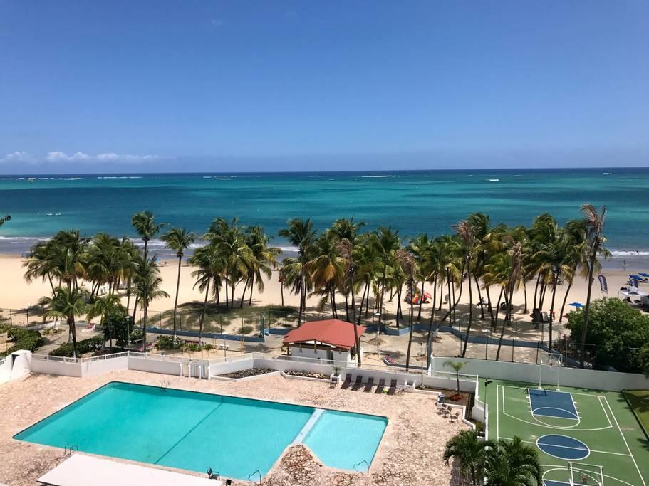 Beach Front At Marbella Condo San Juan Exterior photo