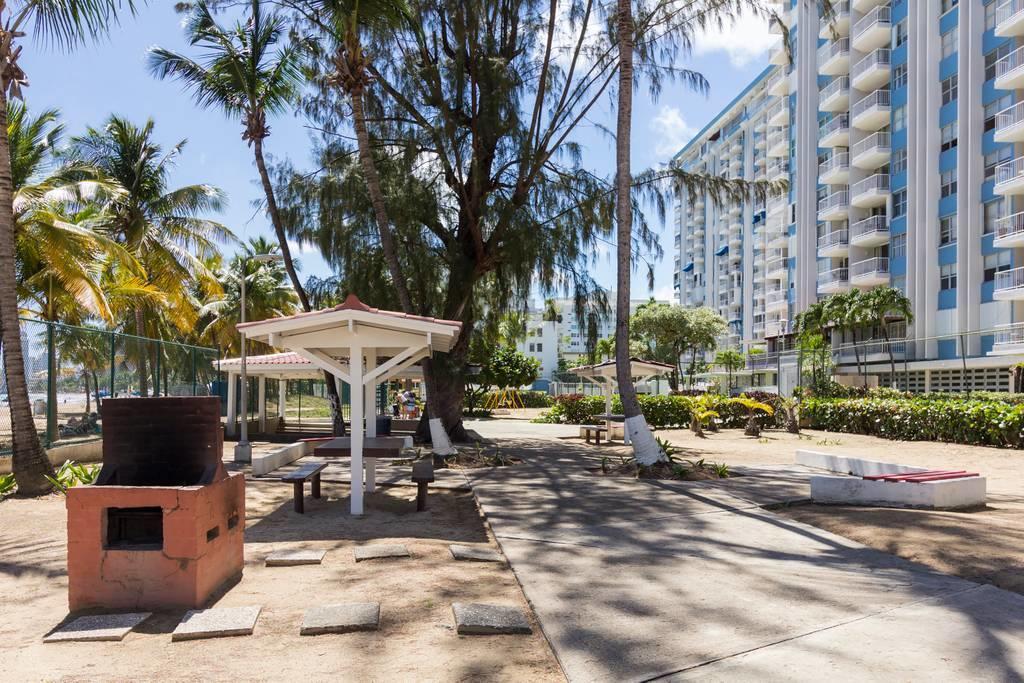 Beach Front At Marbella Condo San Juan Exterior photo